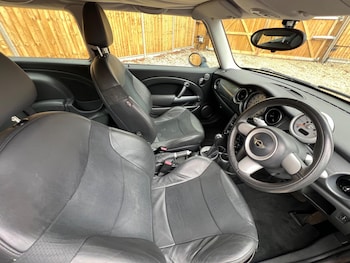 Used MINI Hatch 2004 for sale - 79553086: Photo