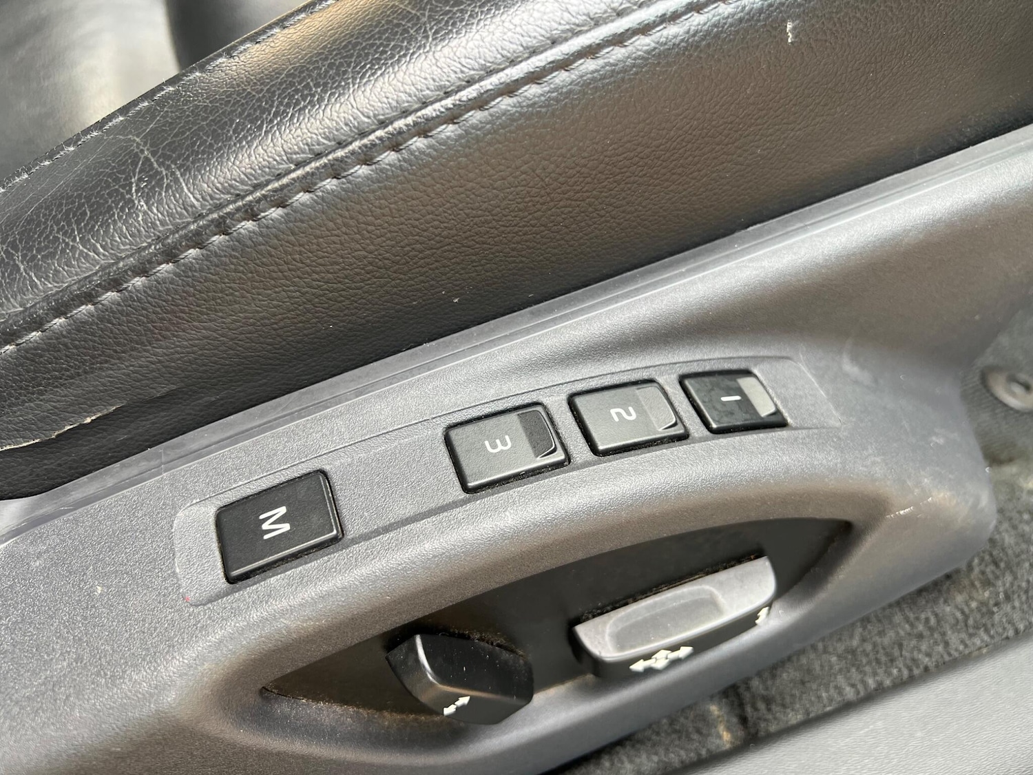 Used Volvo V70 2015 for sale - 76295327: Photo 27