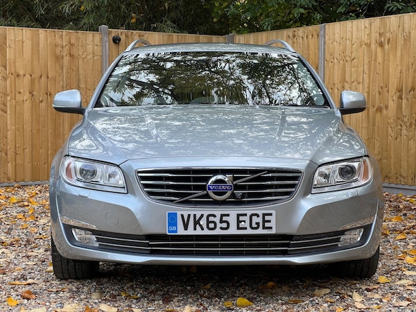 Used Volvo V70 2015 for sale - 76295327: Photo 4