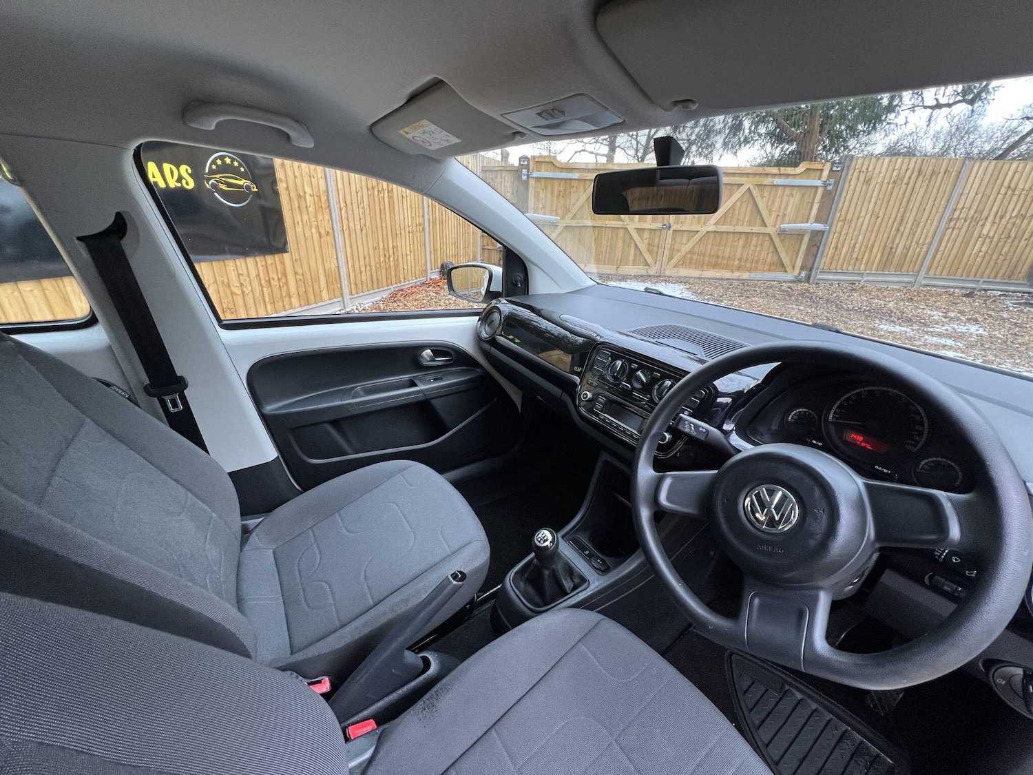 Used Volkswagen up! 2015 for sale - 77119852: Photo 4