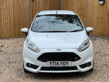 Used Ford Fiesta 2014 for sale - 79440619: Photo