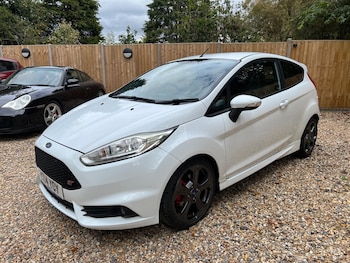 Used Ford Fiesta 2014 for sale - 79440619: Photo