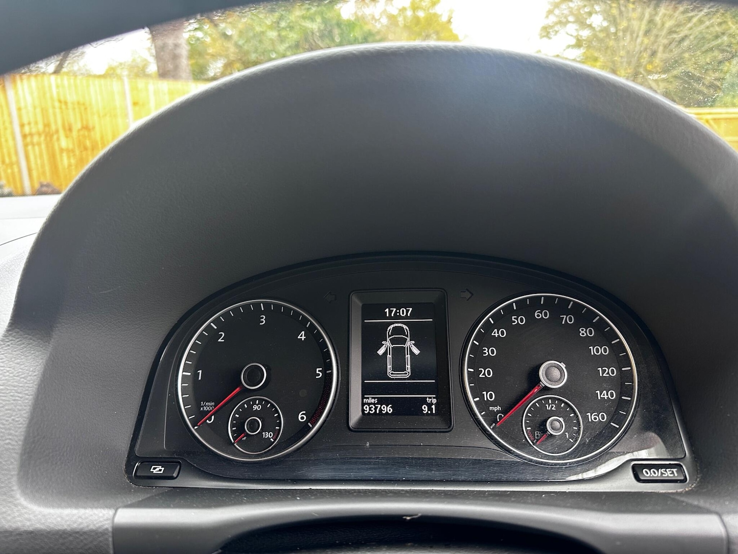 Used Volkswagen Touran 2011 for sale - 76996299: Photo 12