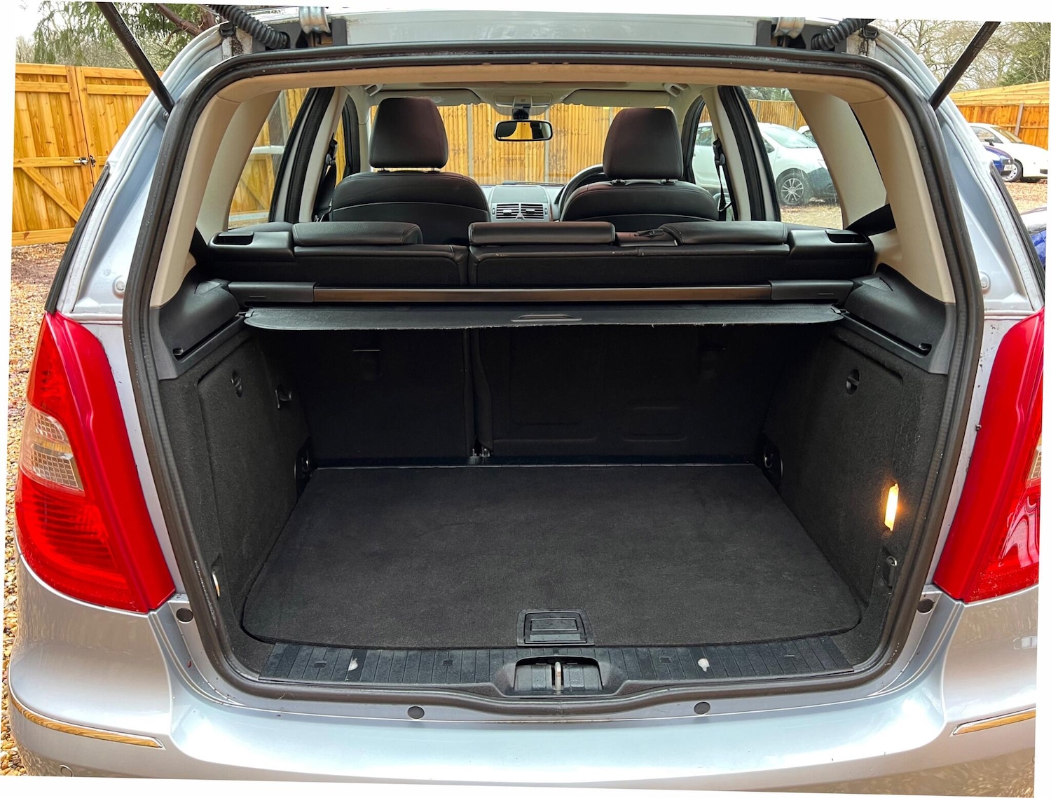 Used Mercedes-Benz A-Class 2010 for sale - 77306309: Photo 9