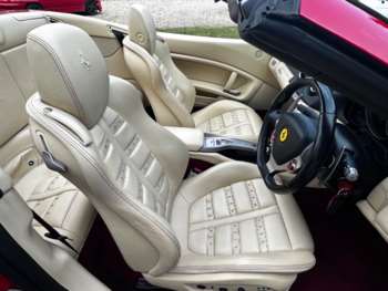 Used Ferrari California 2010 for sale - 74899094: Photo