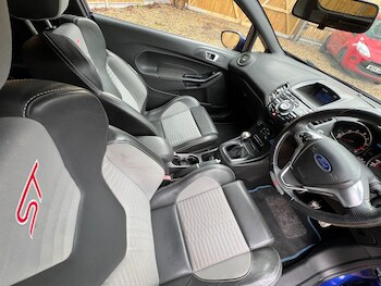 Used Ford Fiesta 2015 for sale - 78854022: Photo