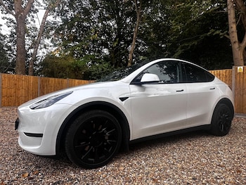 Used Tesla Model Y 2023 for sale - 75707803: Photo