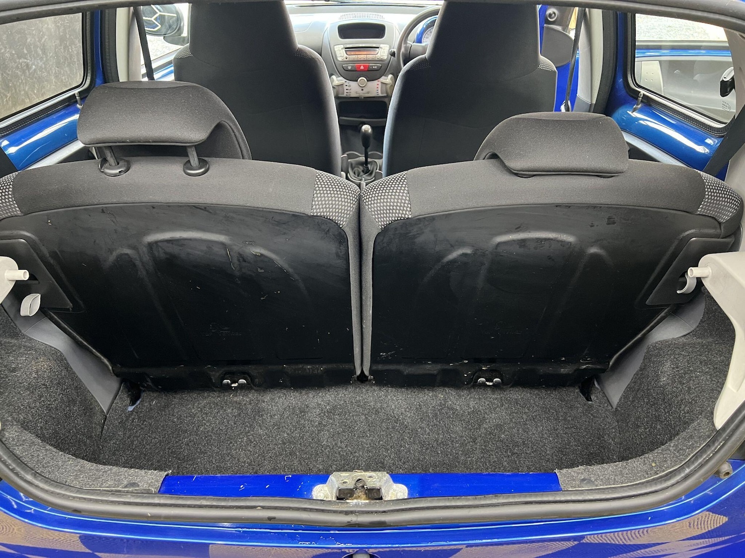 Used Toyota AYGO 2009 for sale - 77768240: Photo 10