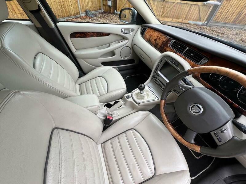 Used Jaguar X-Type 2009 for sale - 77411901: Photo 3