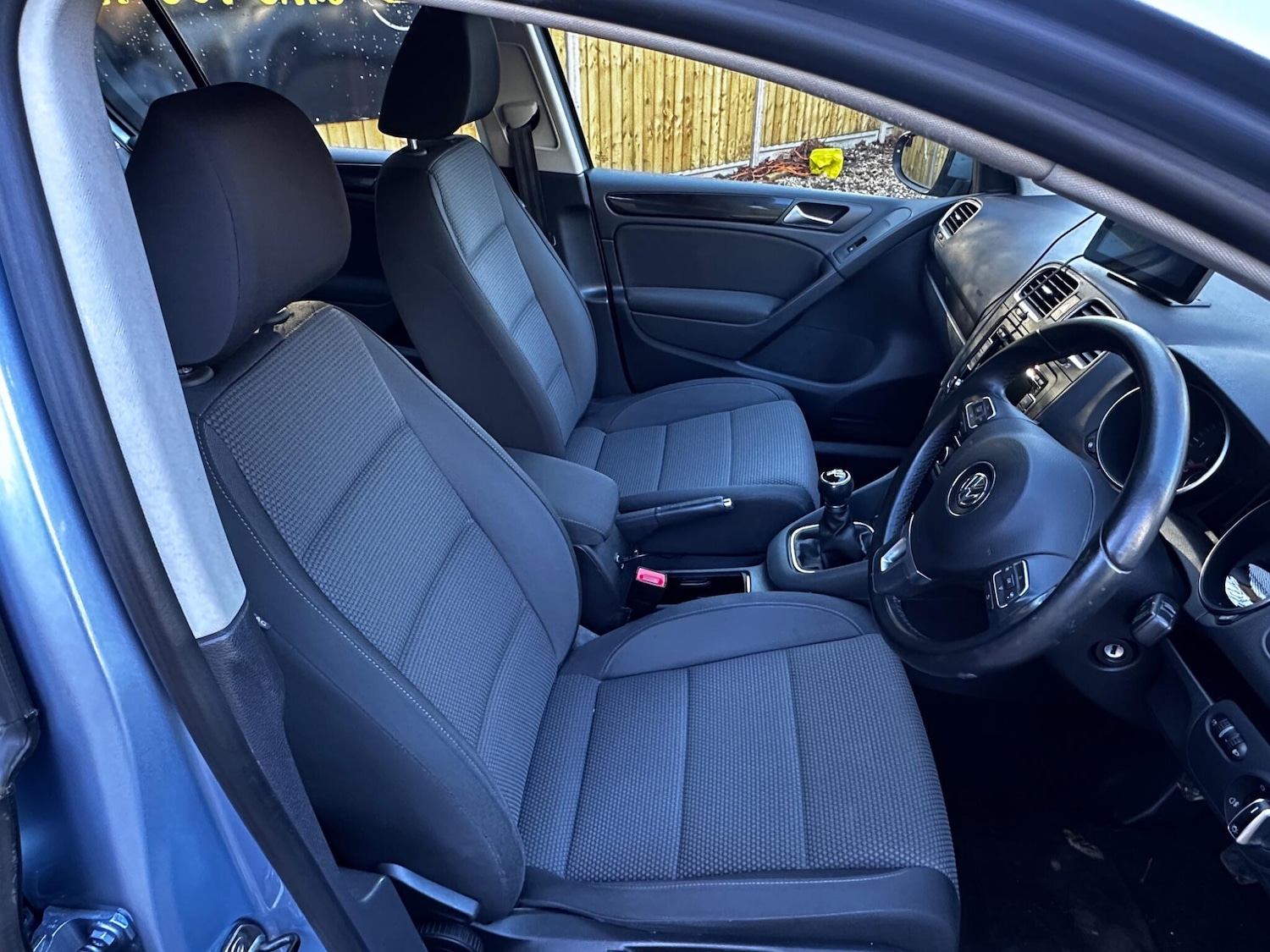 Used Volkswagen Golf 2011 for sale - 76667077: Photo 15