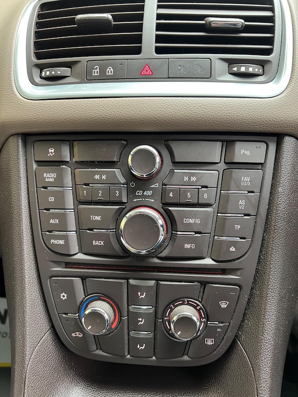 Used Vauxhall Meriva 2012 for sale - 76189624: Photo 21