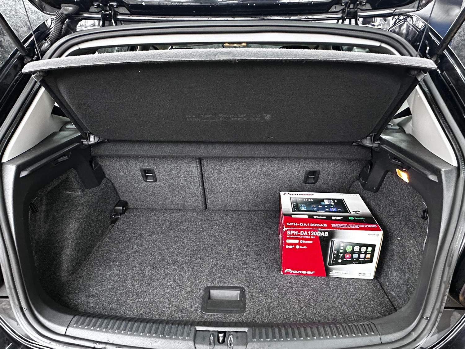 Used Volkswagen Polo 2015 for sale - 77598249: Photo 16