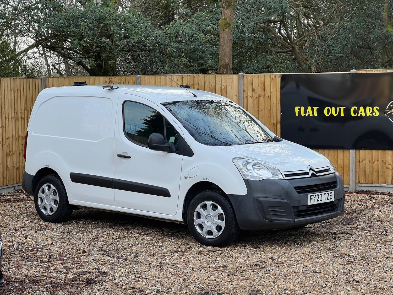 Used Citroen Berlingo 2020 for sale - 77315486: Photo 2