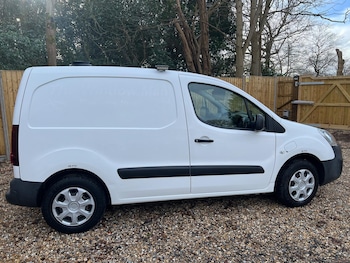 Used Citroen Berlingo 2020 for sale - 77315486: Photo