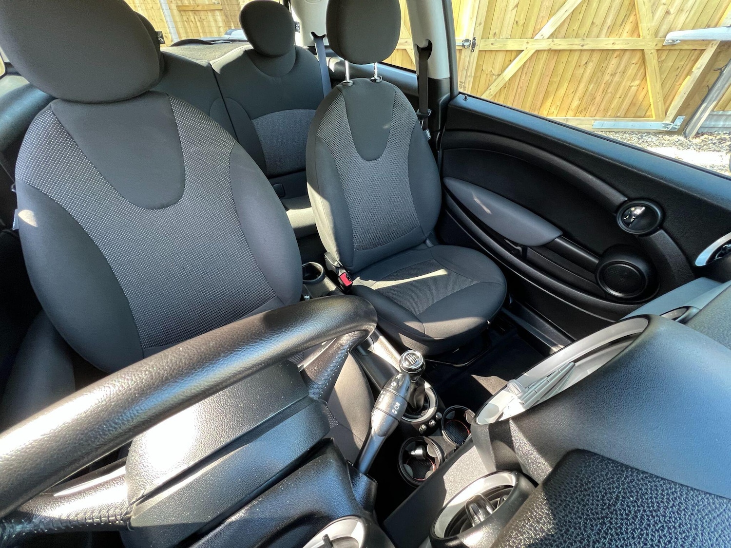 Used MINI Hatch 2009 for sale - 77993695: Photo 2