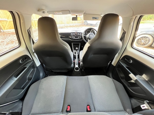 Used Volkswagen up! 2016 for sale - 76215118: Photo 9