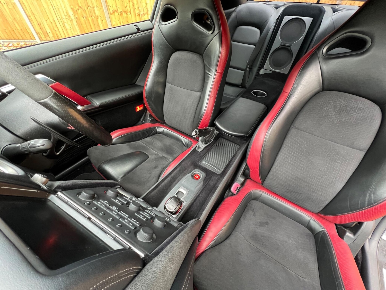 Used Nissan GT-R 2011 for sale - 76360529: Photo 10