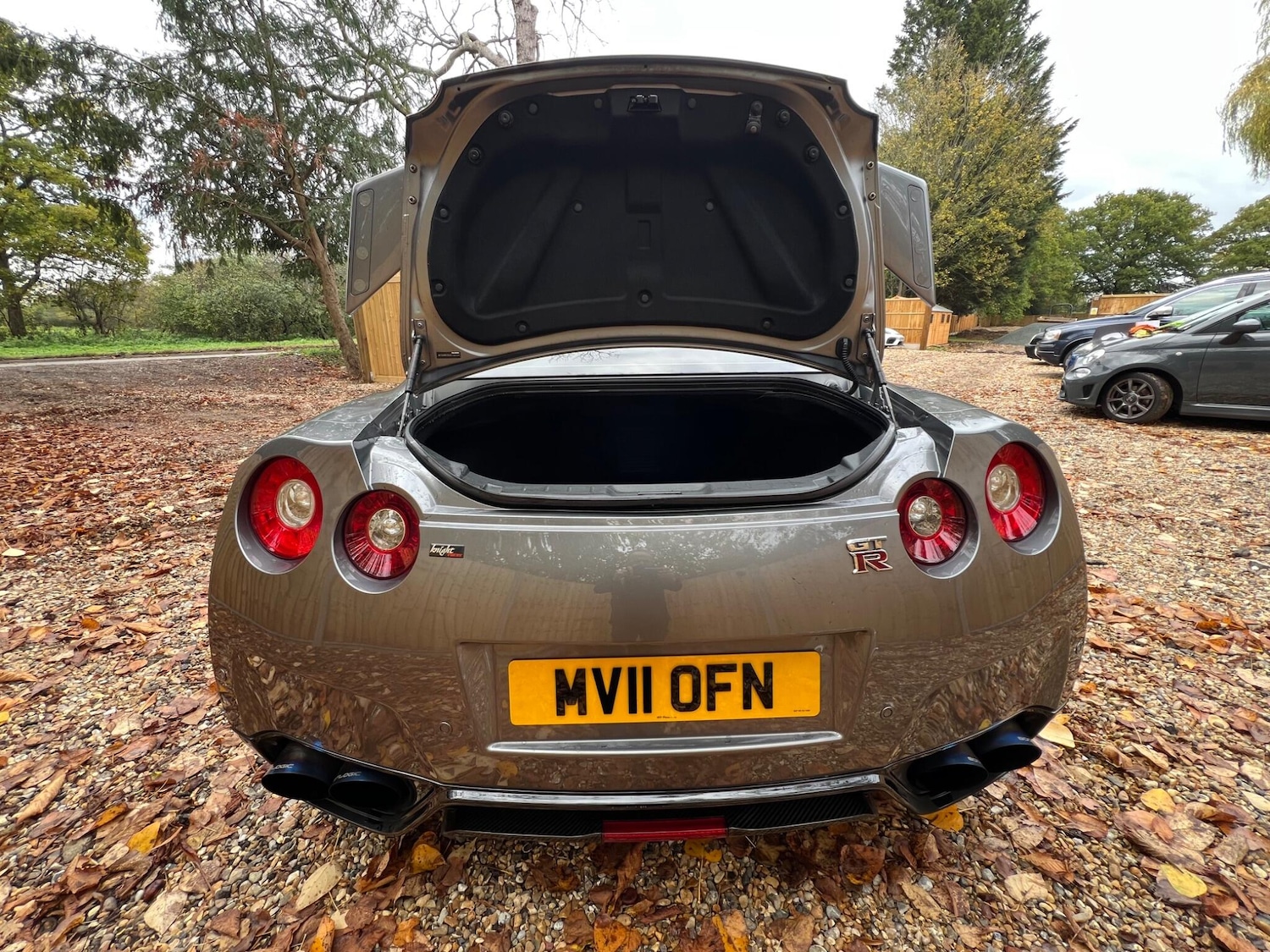 Used Nissan GT-R 2011 for sale - 76360529: Photo 12