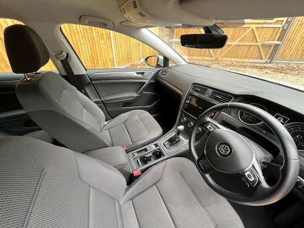 Used Volkswagen Golf 2018 for sale - 76215519: Photo 20