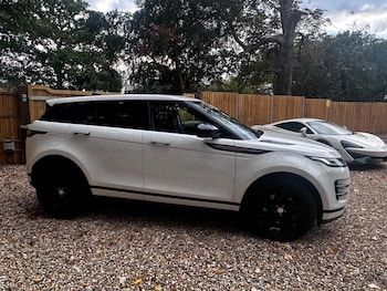 Used Land Rover Range Rover Evoque 2022 for sale - 75707363: Photo