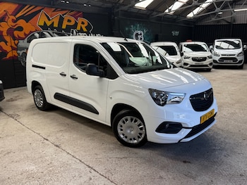 Used Vauxhall Combo 2022 for sale - 79010224: Photo