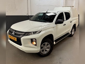2020 (20) - Double Cab DI-D 150 4Life 4WD