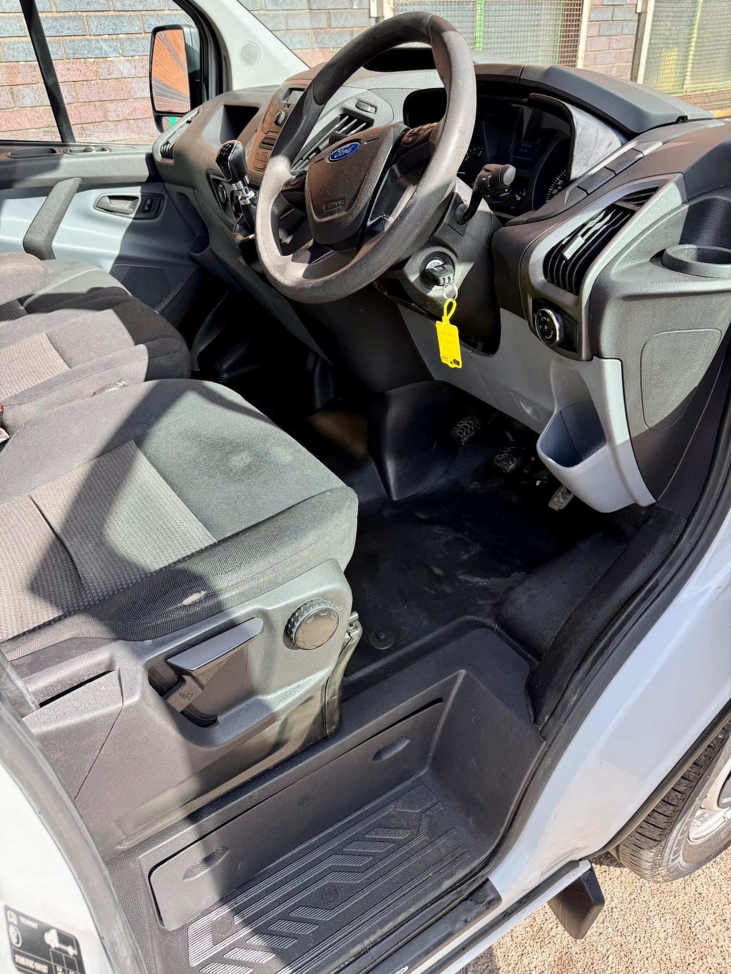 Used Ford Transit Custom 2017 for sale - 77877384: Photo 23