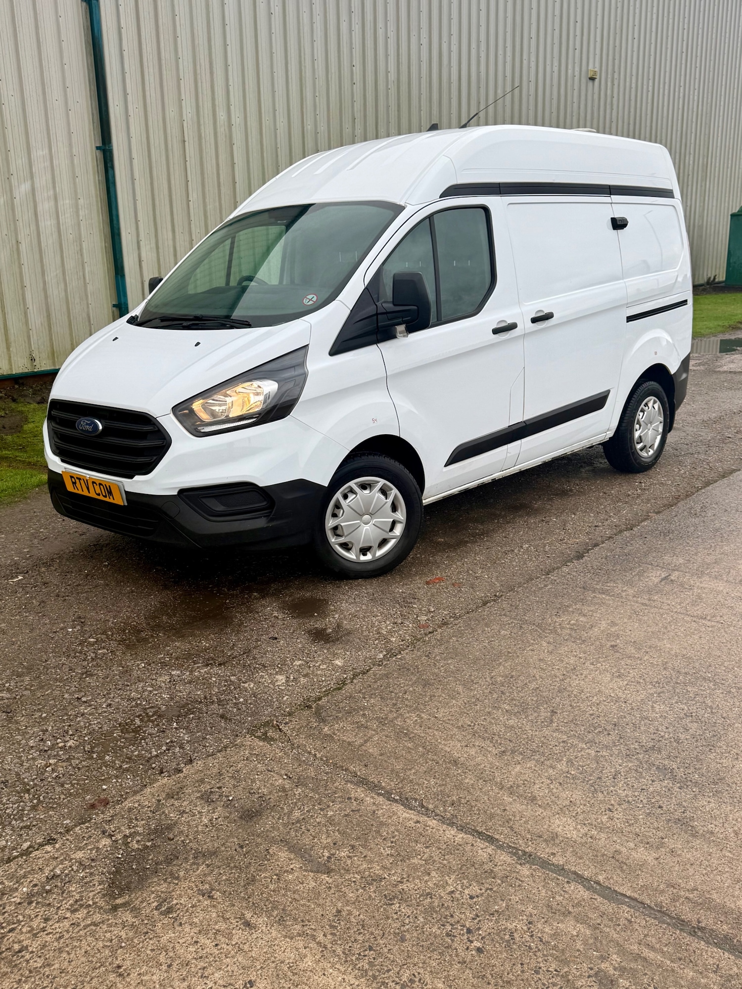 Used Ford Transit Custom 2021 for sale - 77465848: Photo 2