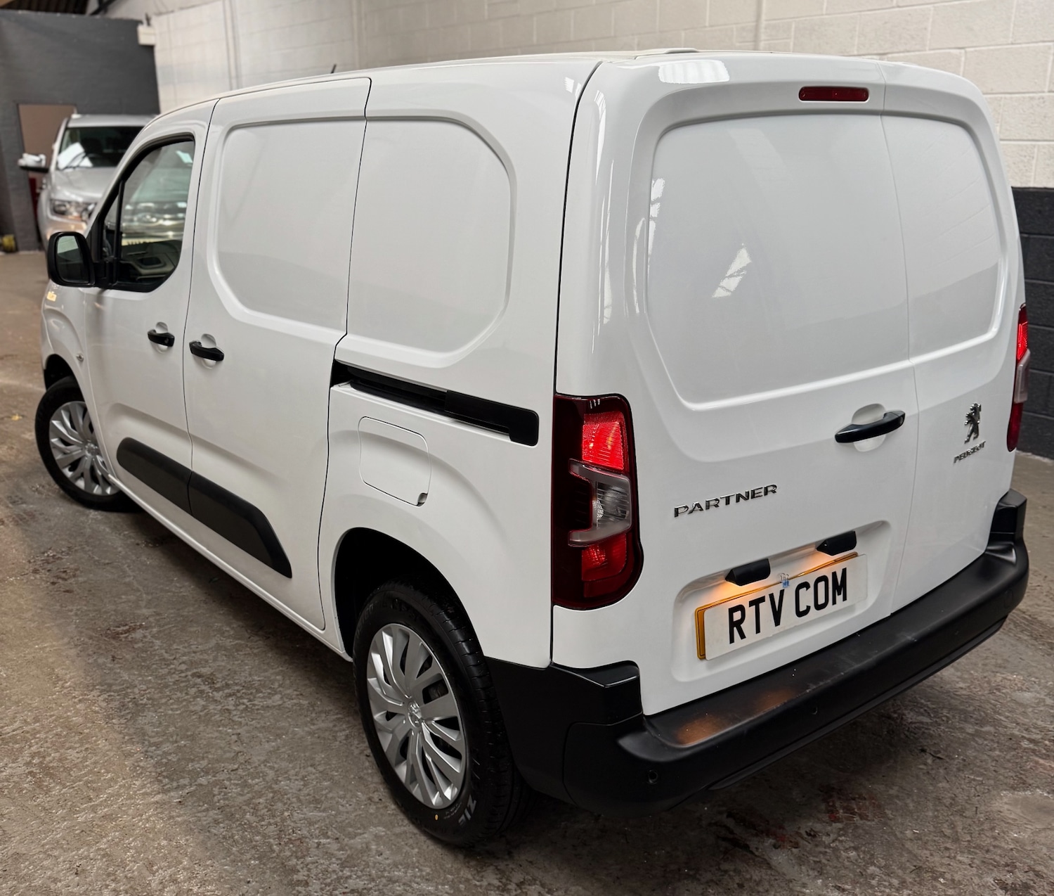 Used Peugeot Partner 2020 for sale - 76488527: Photo 6