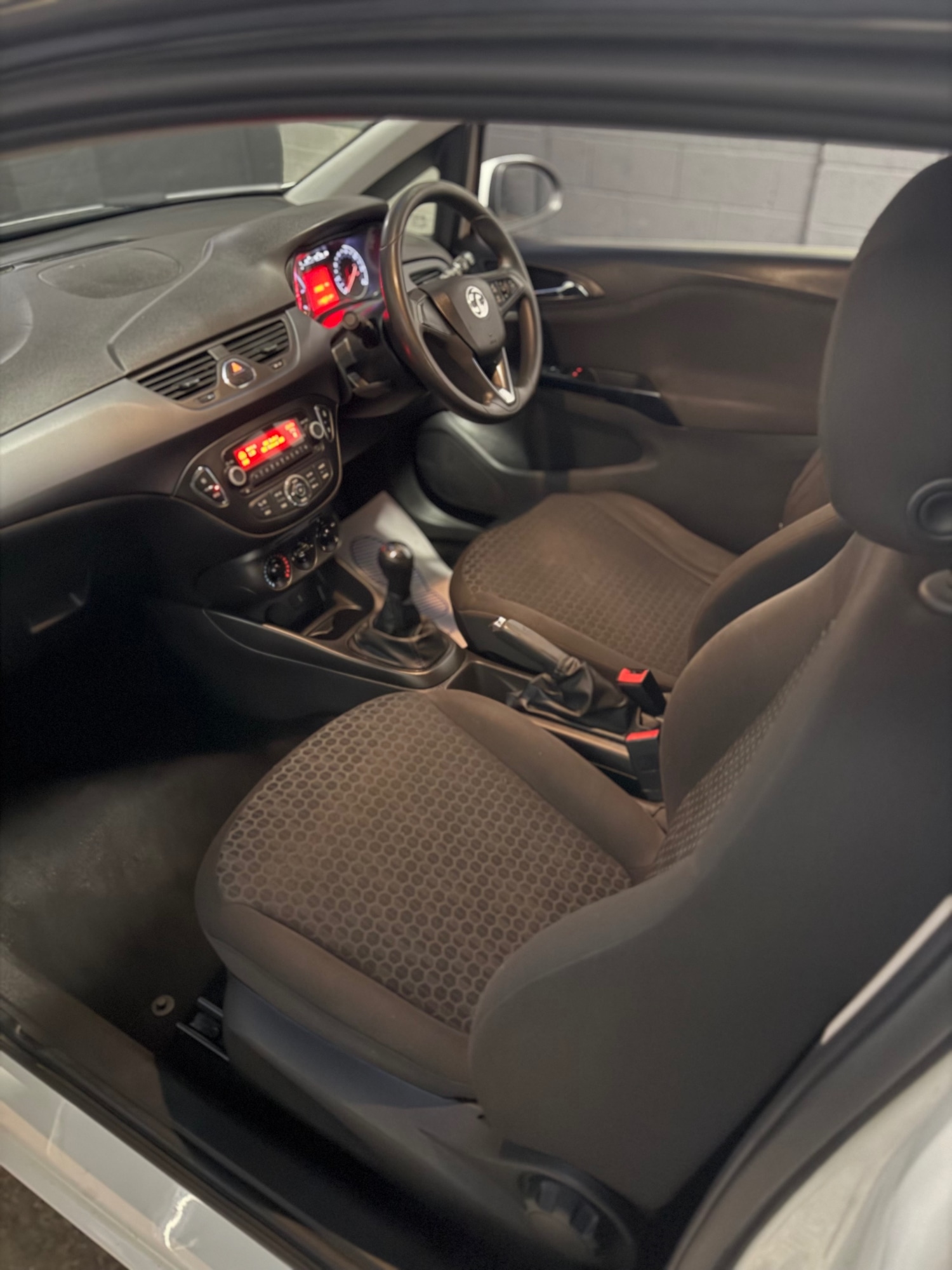 Used Vauxhall Corsa 2017 for sale - 76673115: Photo 16