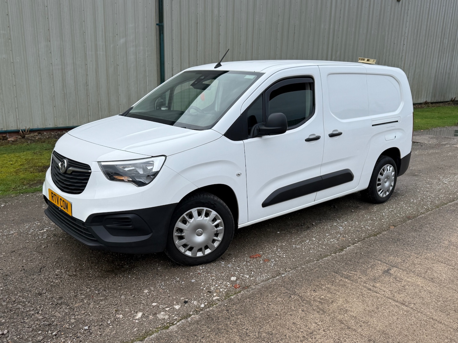 Used Vauxhall Combo 2021 for sale - 77731879: Photo 1