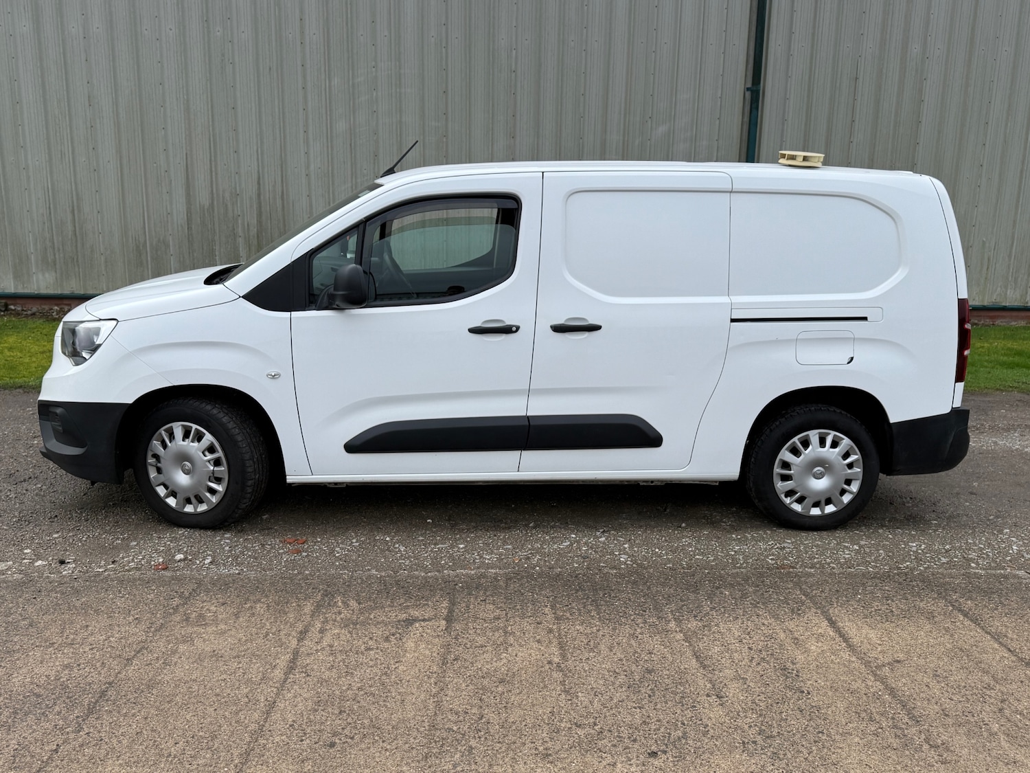 Used Vauxhall Combo 2021 for sale - 77731879: Photo 3