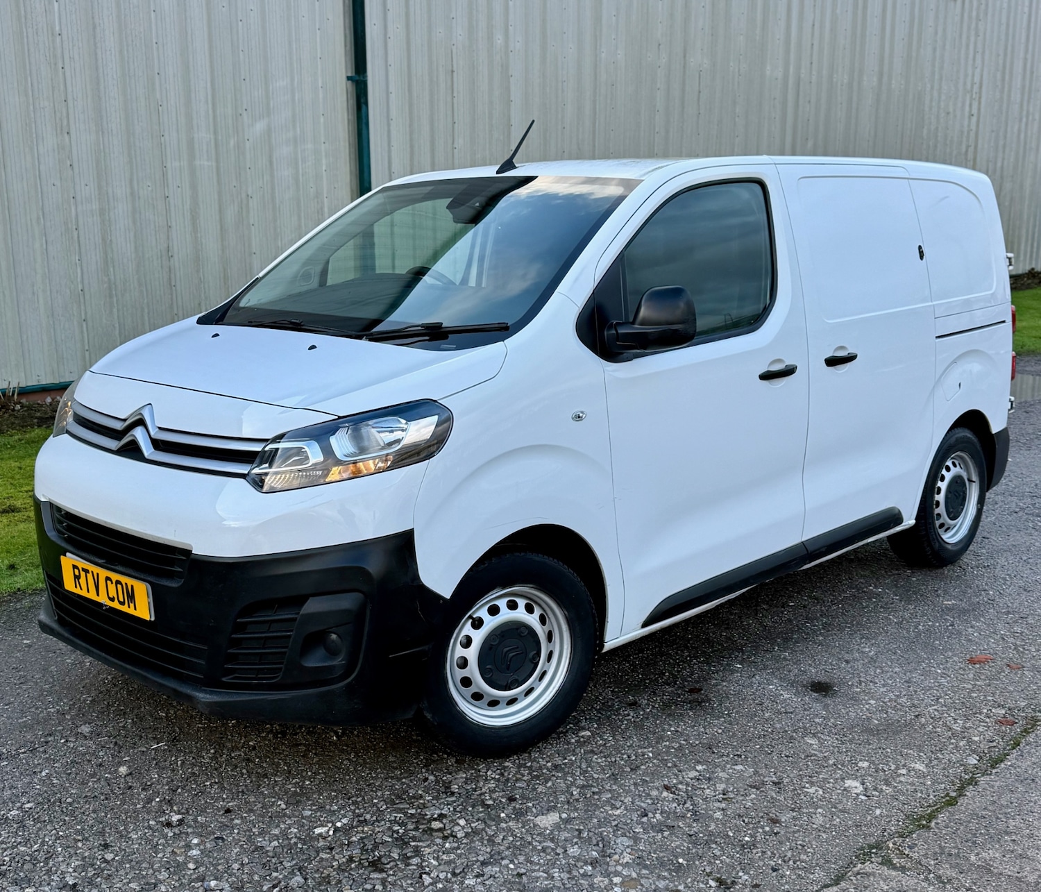 Used Citroen Dispatch 2019 for sale - 77296605: Photo 2