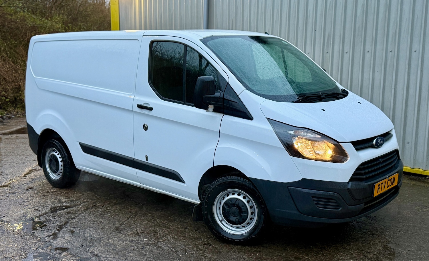 Used Ford Transit Custom 2017 for sale - 77272599: Photo 15