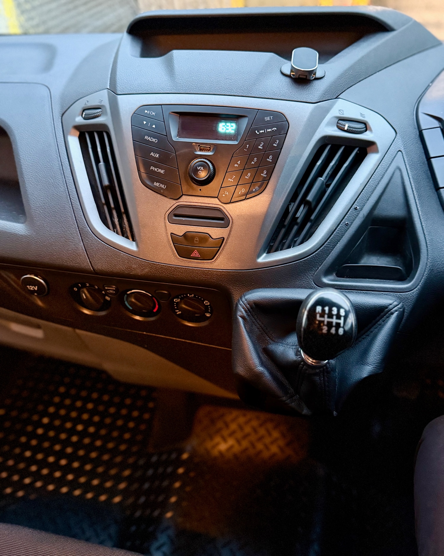 Used Ford Transit Custom 2017 for sale - 77272599: Photo 21