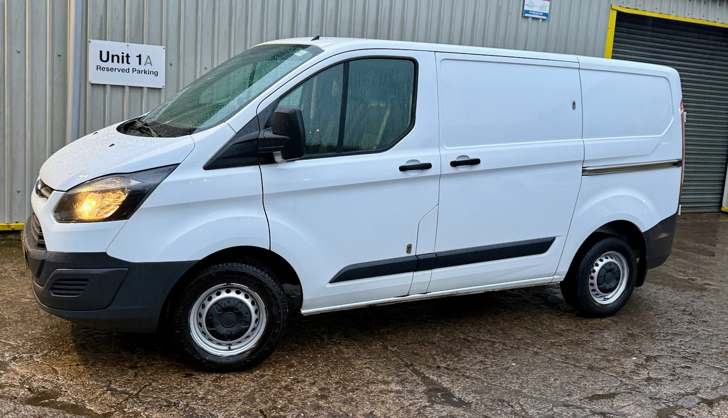 Used Ford Transit Custom 2017 for sale - 77272599: Photo 3