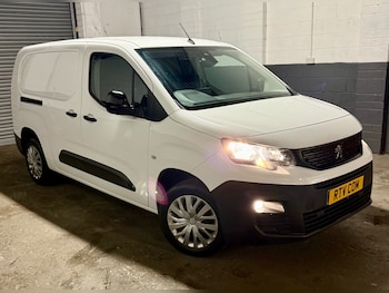 Used Peugeot Partner 2022 for sale - 77206546: Photo