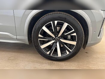 Used Volvo XC90 2025 for sale - 78416912: Photo