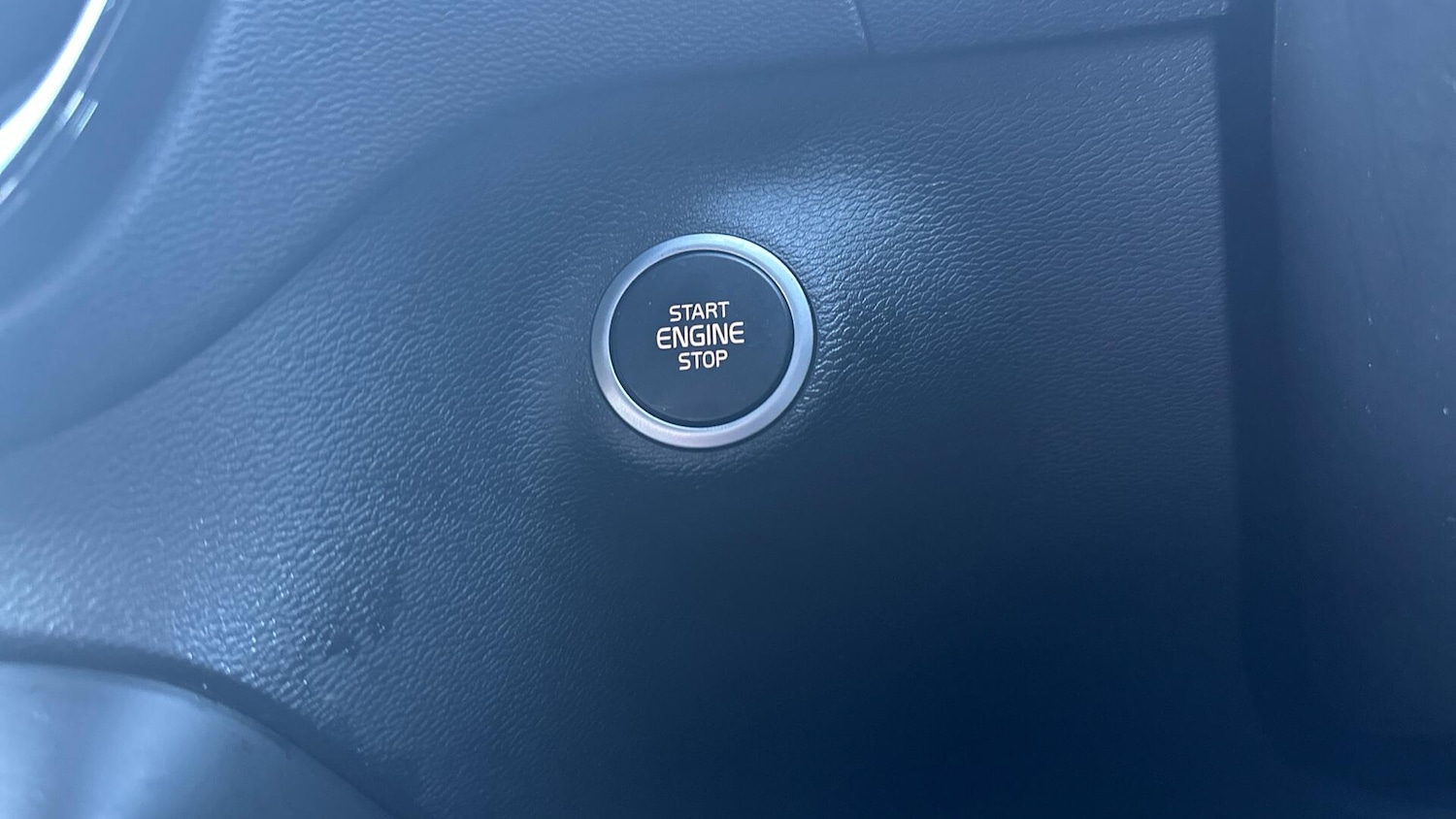 Used Volvo XC40 2022 for sale - 76432147: Photo 22