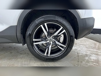 Used Volvo XC40 2022 for sale - 76432147: Photo