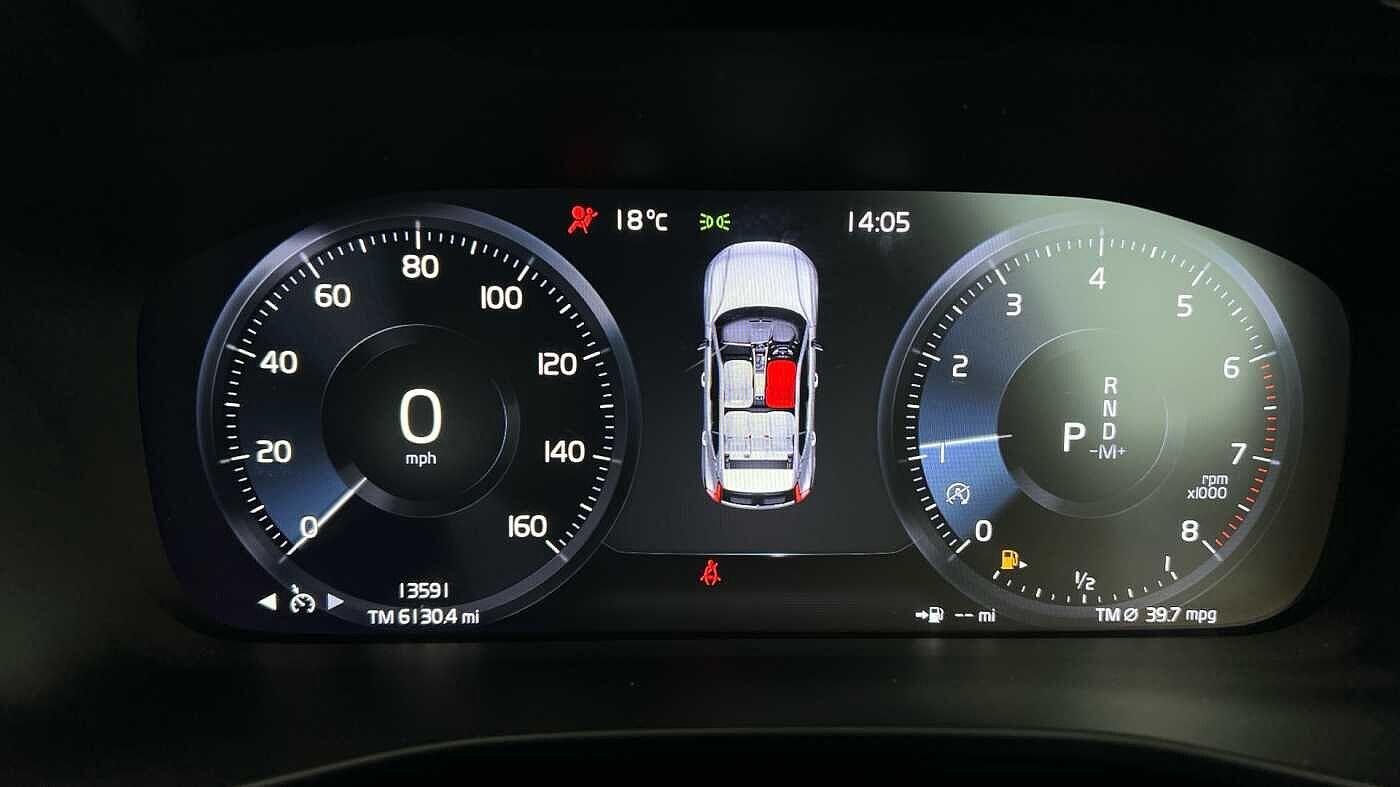 Used Volvo XC40 2022 for sale - 76432147: Photo 9