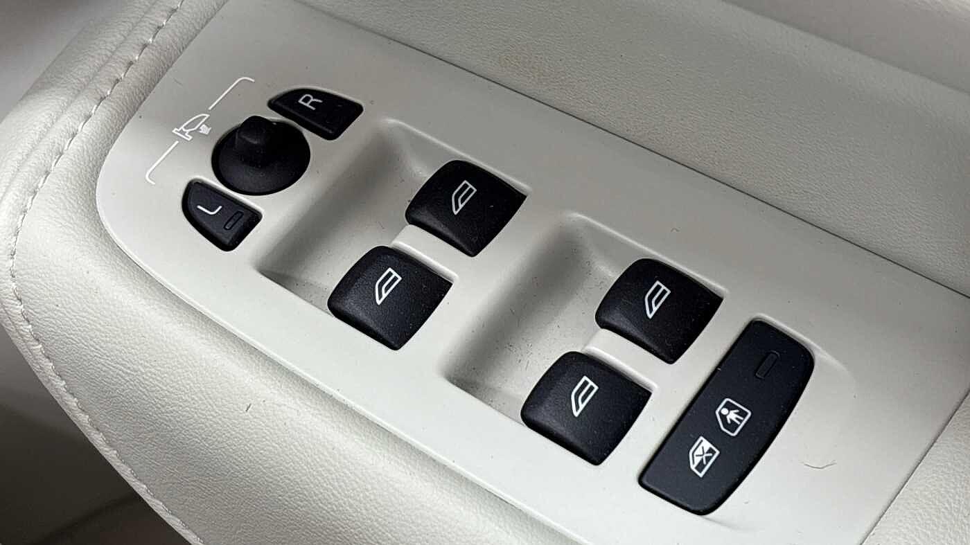 Used Volvo XC60 2024 for sale - 76735452: Photo 25