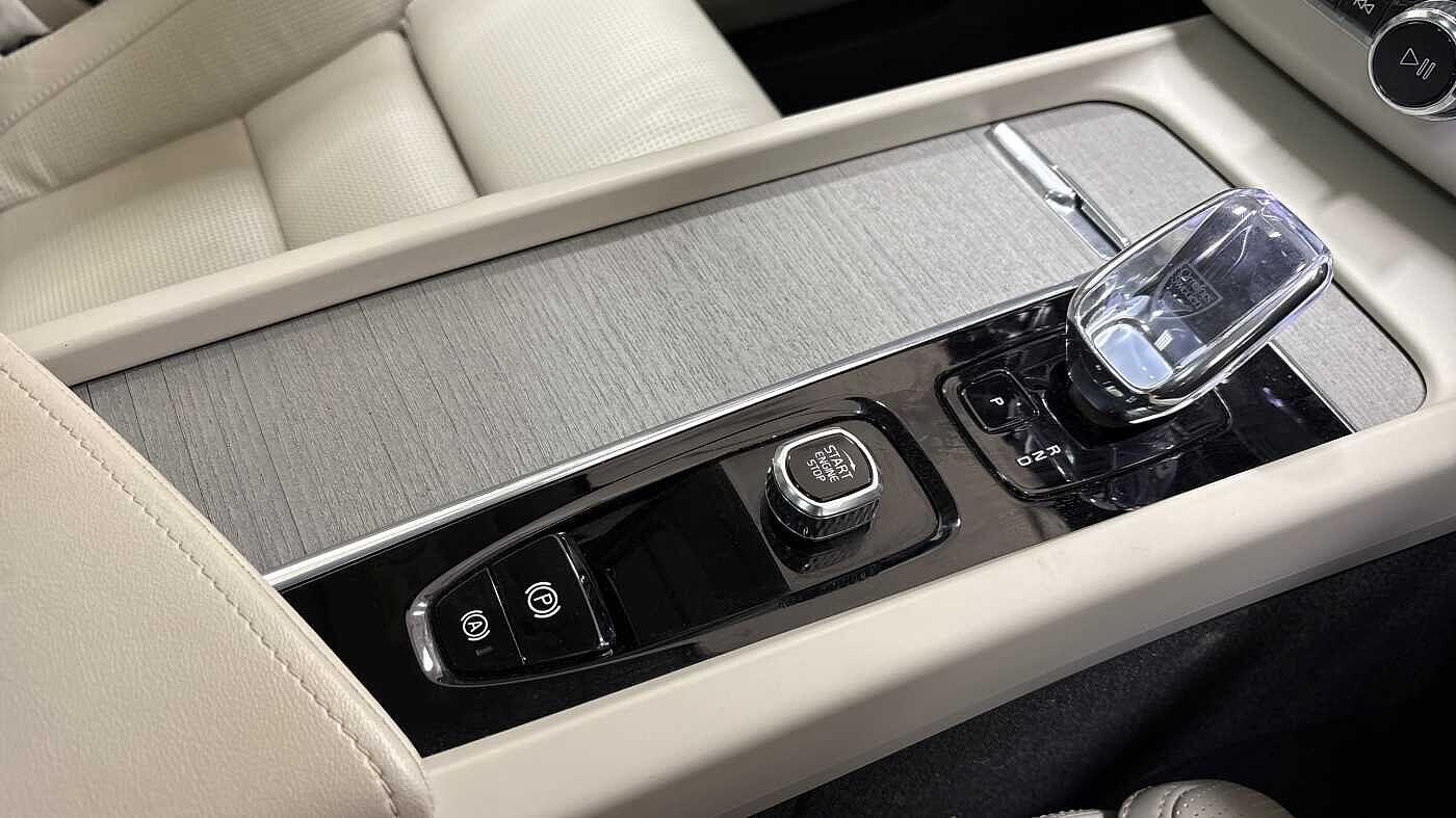 Used Volvo XC60 2024 for sale - 76735452: Photo 32