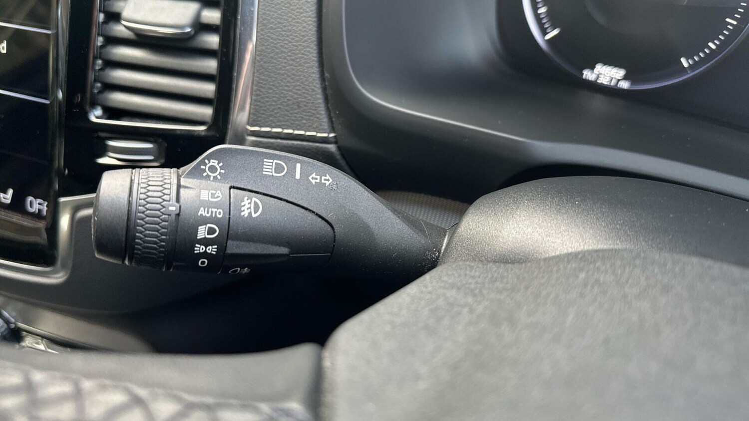 Used Volvo XC90 2021 for sale - 76620153: Photo 17