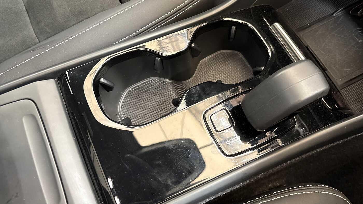 Used Volvo XC40 2022 for sale - 77673059: Photo 32