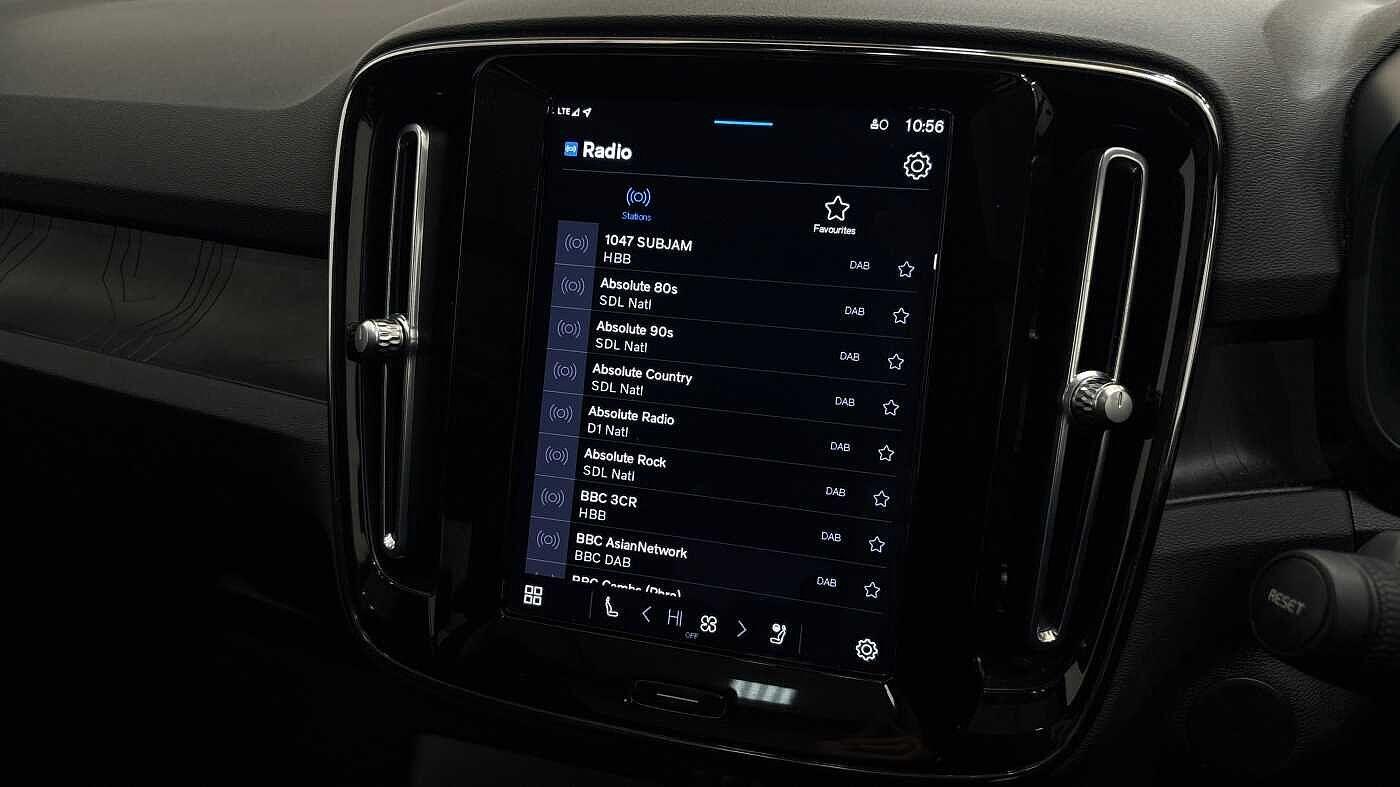 Used Volvo XC40 2022 for sale - 77673059: Photo 37