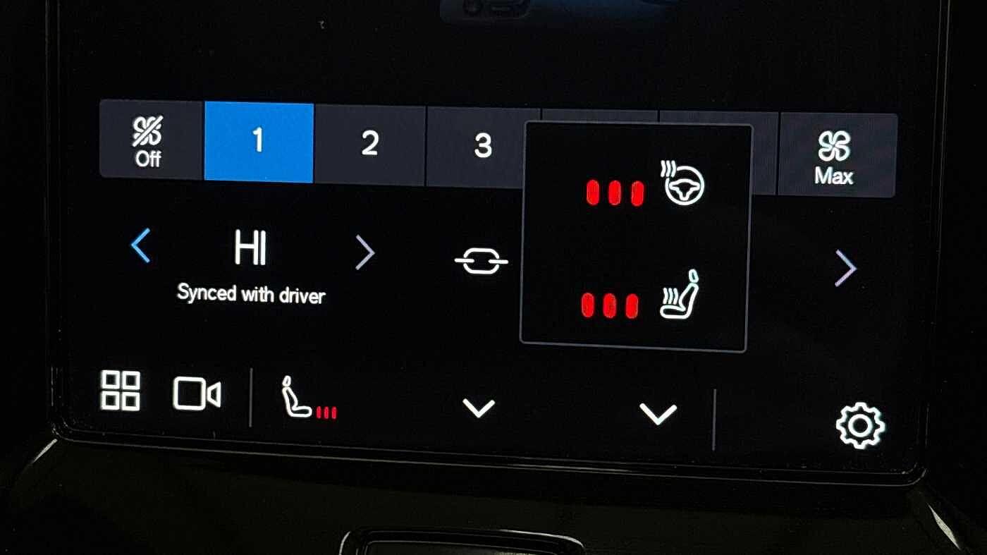 Used Volvo XC40 2022 for sale - 77673059: Photo 41