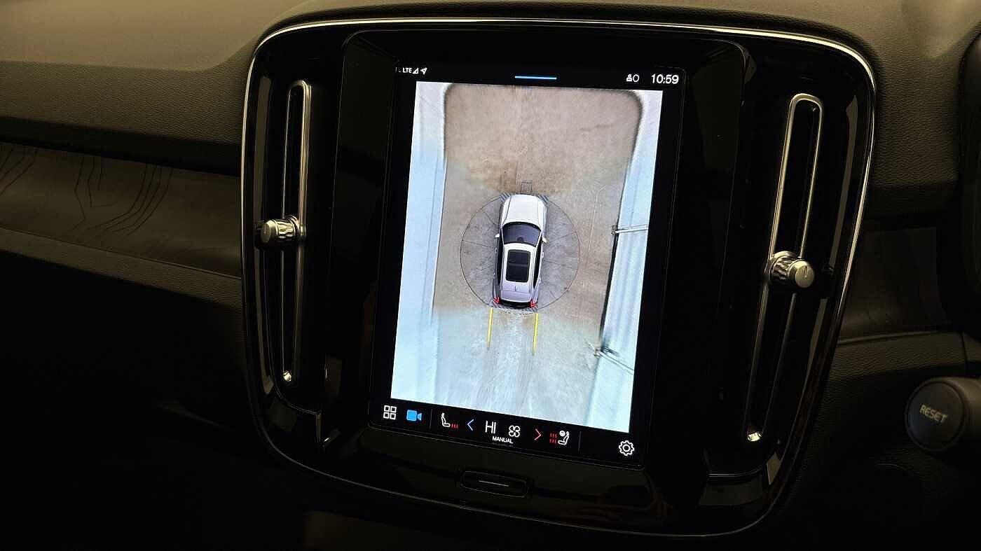 Used Volvo XC40 2022 for sale - 77673059: Photo 42