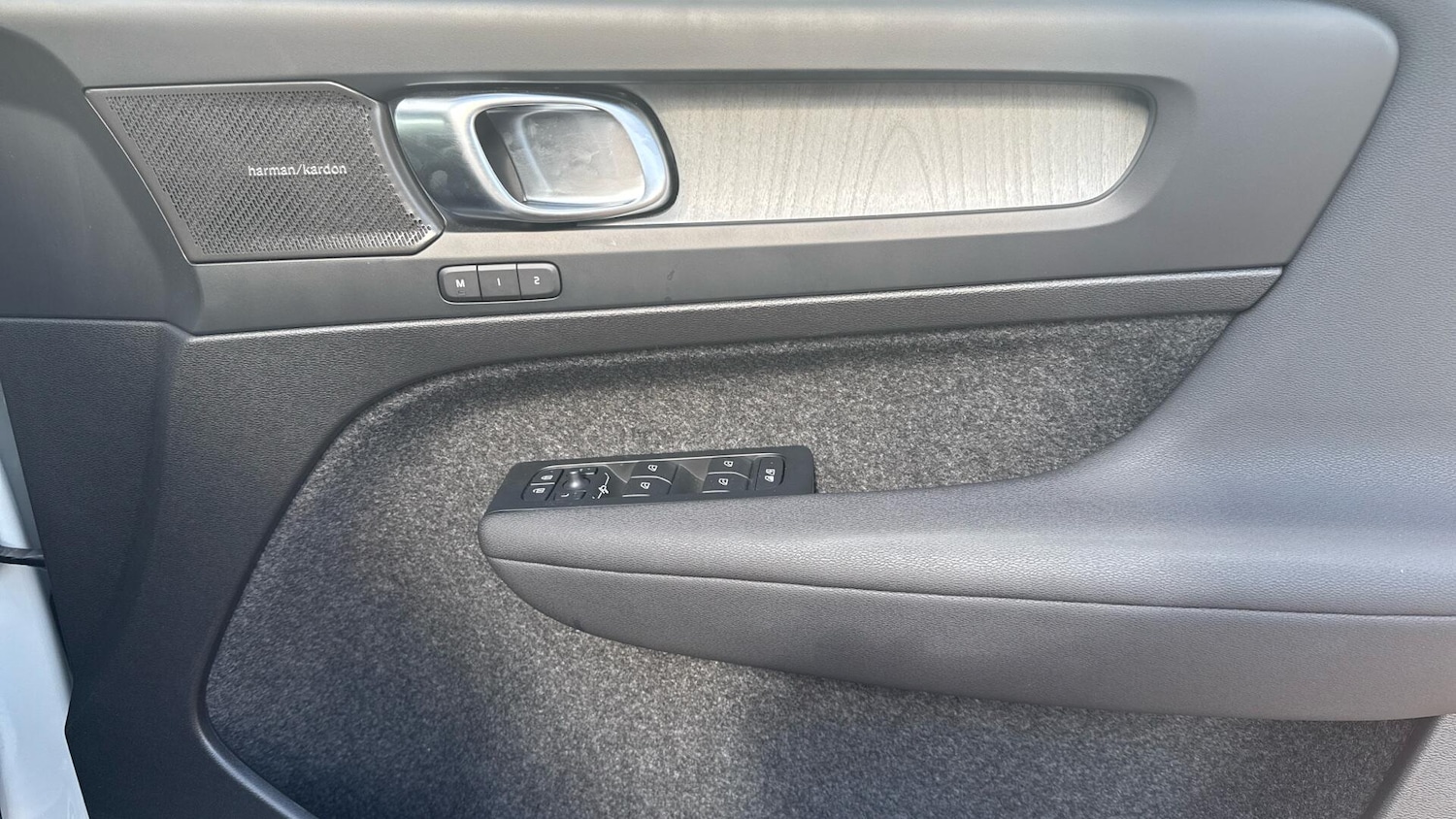 Used Volvo XC40 2025 for sale - 76899054: Photo 26