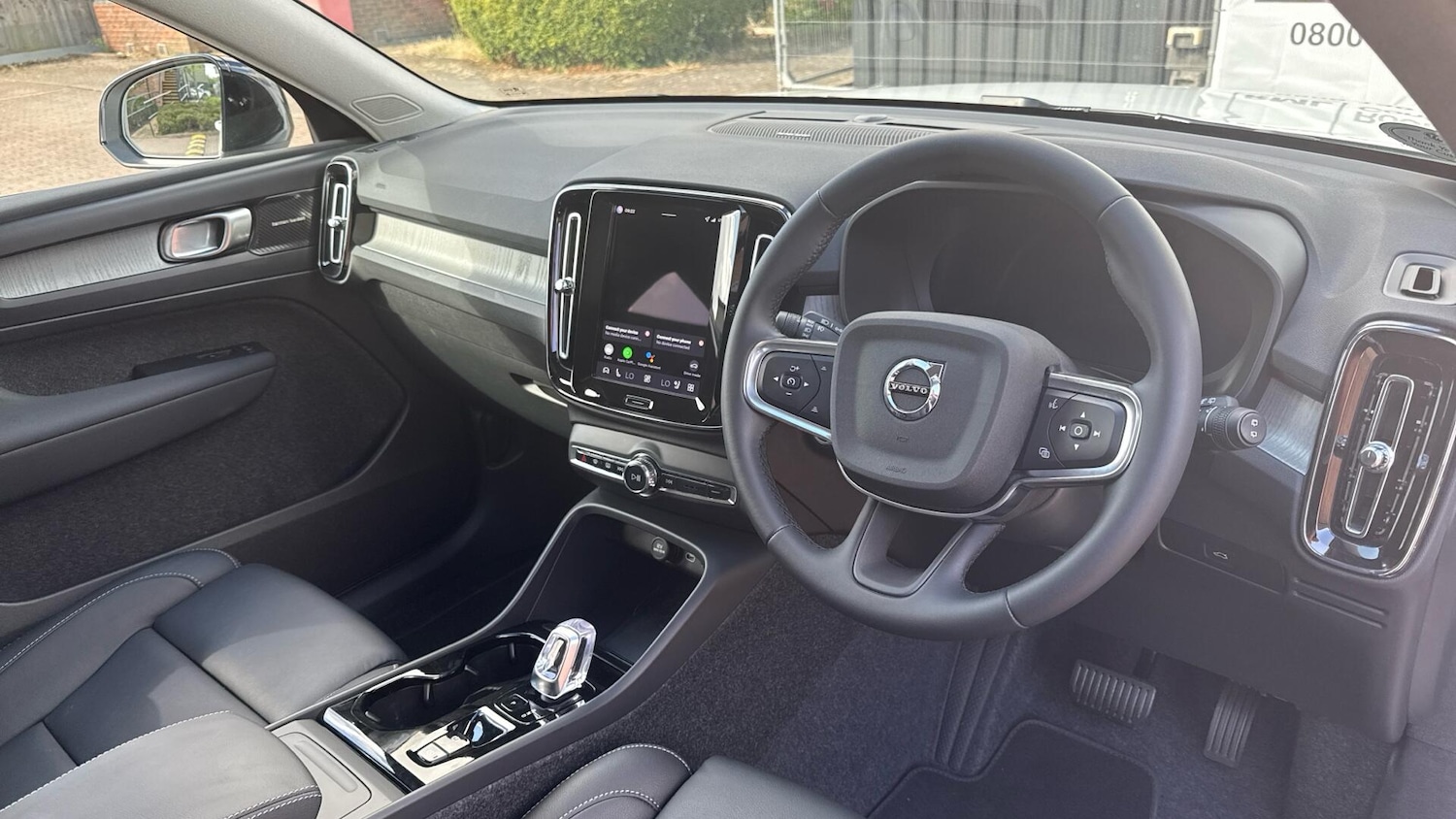 Used Volvo XC40 2025 for sale - 76899054: Photo 4